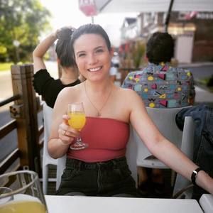 Meet your Posher, Elizabeth